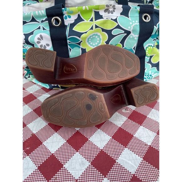 Born Hannah Slip on Mule Buckle clogs - Picture 7 of 9